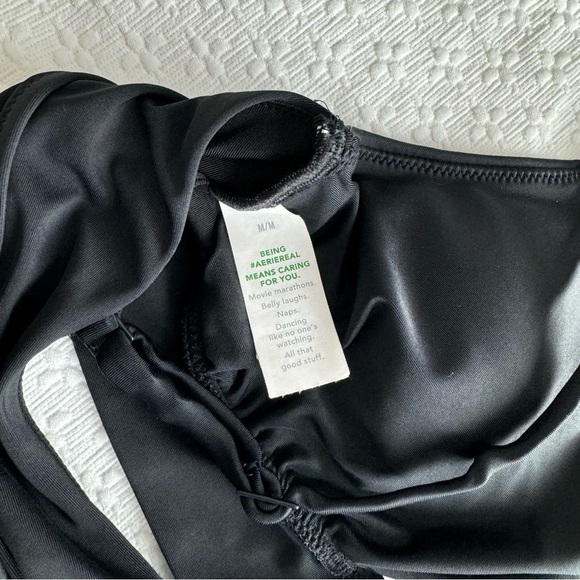 Aerie Twist Longline Scoop Bikini Top in Black | Size Medium (M) - Picture 4 of 4